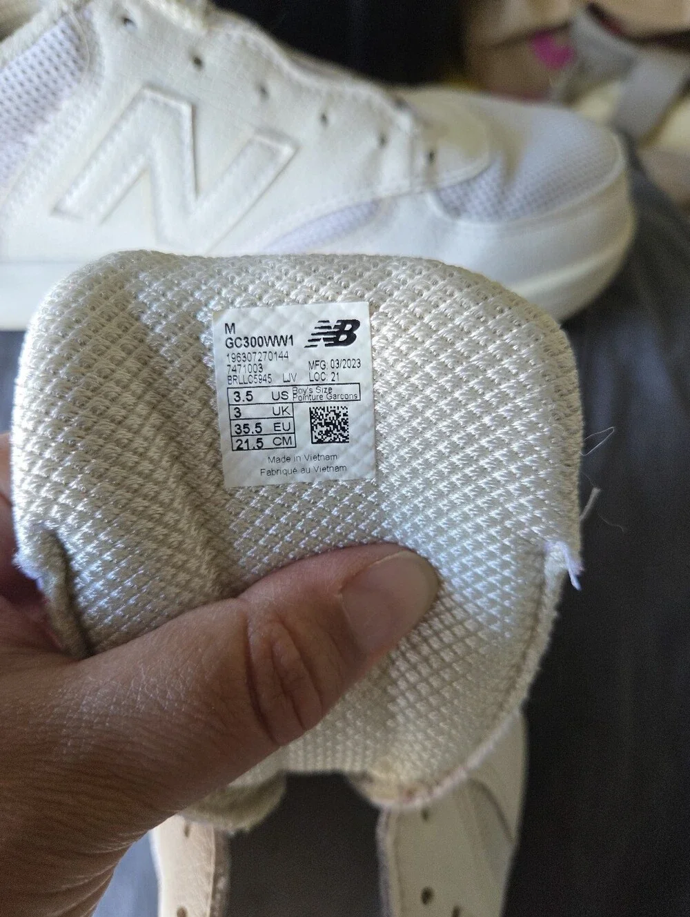 New Balance Men’s White Low-Top Mesh & Leather Sneakers